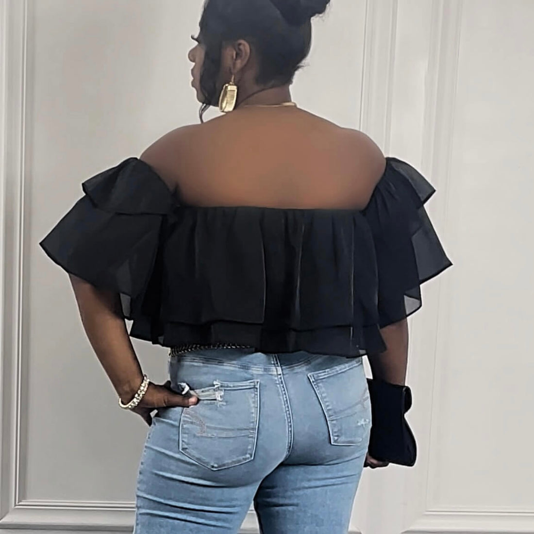 RUEFLARE Off shoulders ruffles top